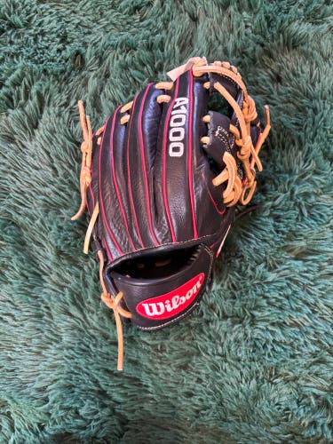 Wilson A1000 RH Infield Baseball Glove 11.25"