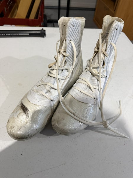 Men's Size M 12.0 (W 13.0) Adult Under Armour High Top (Used)