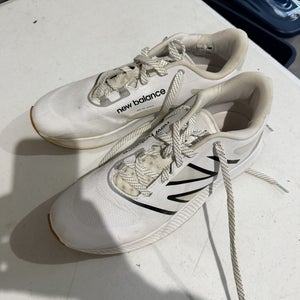 Men's Size M 12.0 (W 13.0) Adult New Balance Shoes (Used)