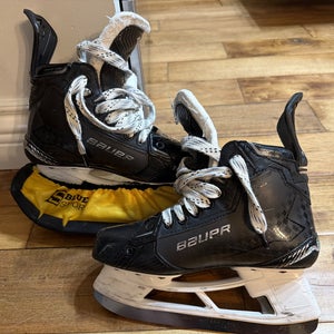 2024 Bauer Supreme Shadow Hockey Skates Size 4.5 (Used)