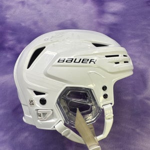 White Small Bauer Re-Akt 85 Helmet (Used)
