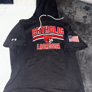 Black Men's Large Under Armour Sweatshirt (Used)