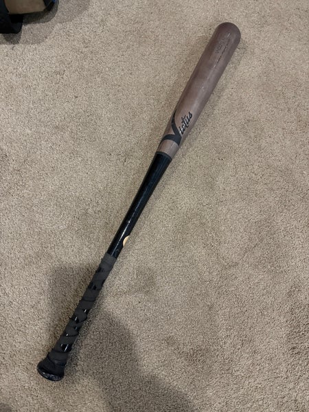 Victus V-Cut Bat (-3) 29 oz 32" (Used)