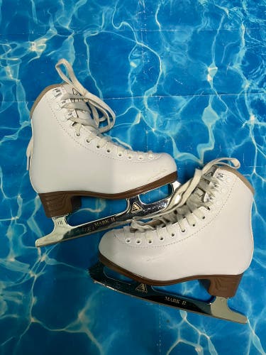 Jackson Ultima Excel Figure Skates Junior 12 (Used)