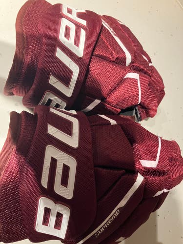 Bauer Supreme M5 Pro Gloves 11" (Used)
