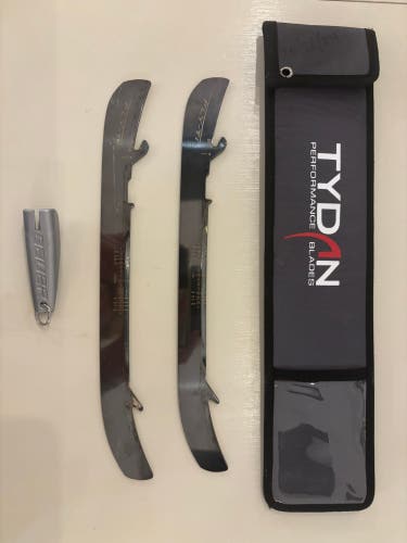 Bauer Fly-Ti 254 mm (Used Very Lightly) & Included blade holder