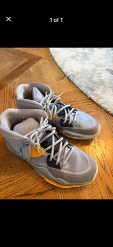 Men's Size M 10.0 (W 11.0) Nike Kyrie Infinity Shoes (Used)