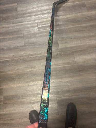 Senior Bauer Twitch Right Handed Hockey Stick P90TM 70 Flex (New)