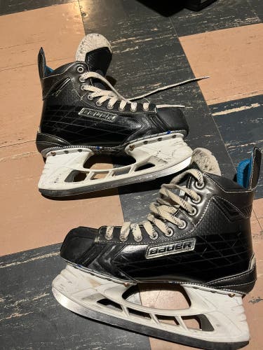 Bauer Nexus 8000 Hockey Skates Regular Width 7.5 (Used)