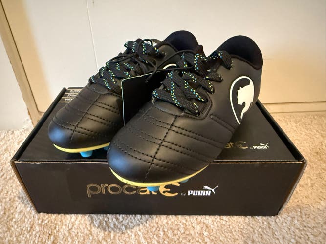 New with Box Kids Puma Procat Soccer Cleats - 13K (Little Kids)