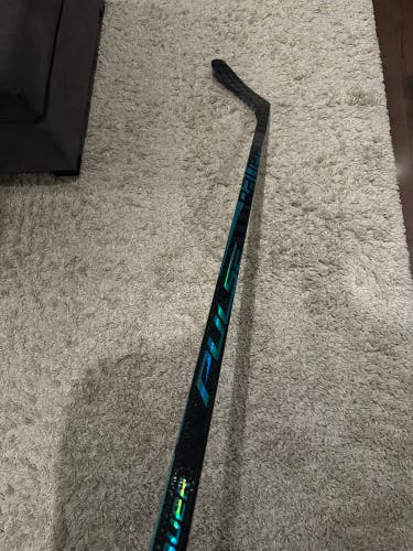Senior Bauer Pulse Left Hand Hockey Stick P86 77 Flex Pro Stock (New)