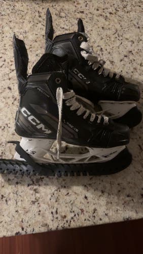 CCM Tacks Vector Hockey Skates (terrible shape)
