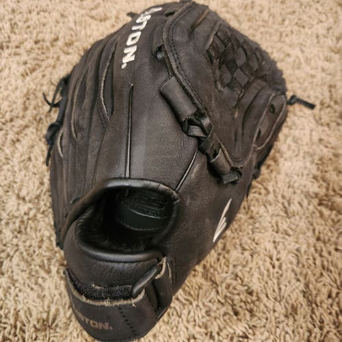 Easton RH Havoc Slowpitch Softball Glove 13" Nice Game Ready Glove