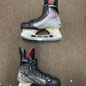 2021 Bauer Vapor Hyperlite Hockey Skates 6.5 (Used)