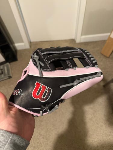 2025 Wilson A2K DW5 RH Baseball Glove 12" (New)