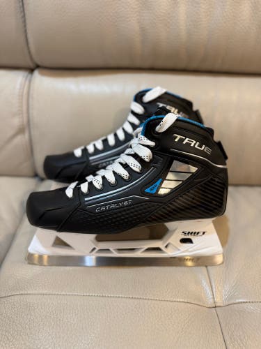 True Catalyst 5X4 Hockey Goalie Skates Regular Width 10 (New)