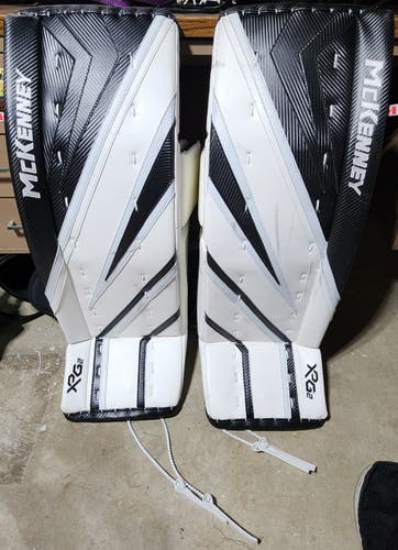 33" Mckenney XPG2 Pro ELITE Goalie Leg Pads (Used)