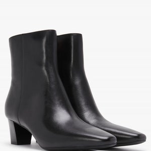 Lauren Ralph Lauren Willa Boots Women's US 8 Black Leather Ankle Bootie LION324