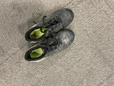 Used Umbro Soccer Cleats Black Youth 11.0 11614-S000228664