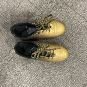 Used Umbro Soccer Cleats Brown Youth 11.0 11614-S000228665