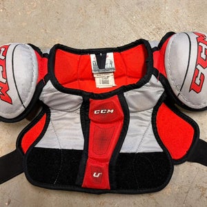 Medium Youth CCM U+ 04 Shoulder Pads (Used)