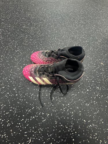Used Adidas PREDATOR FREAK Soccer Cleats Black And Pink Junior 02.5 11849-S000035673