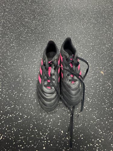 Used Adidas GOLETTO Soccer Cleats Black And Pink Junior 03.5 11849-S000035672