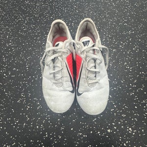 Used Nike PHANTOM VISION Soccer Indoor Shoes Grey Junior 01 11849-S000035664