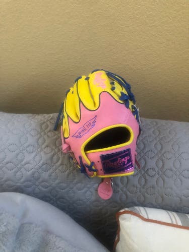 2025 Rawlings Heart of the Hide Wing Tip RH Infield Baseball Glove 11.5" (New)