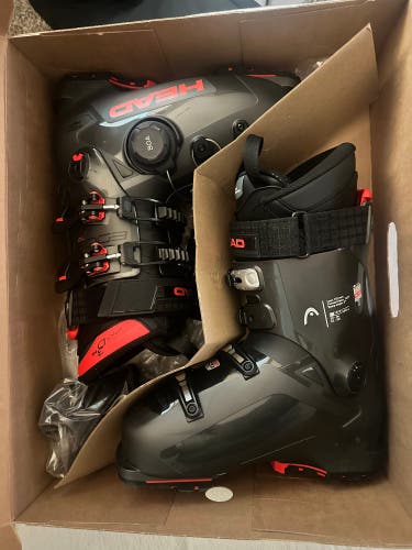 Head Edge 110 HV BOA Ski Boots – 25.5 – Worn 2 Days – Excellent Condition