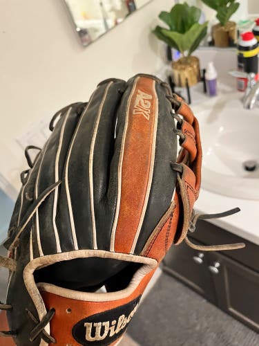 2021 Wilson A2K RH Outfield Baseball Glove 12" (Used)