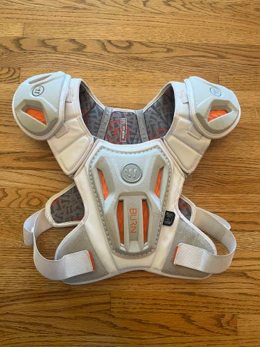 Adult Warrior Burn Shoulder Pads (Used) Medium