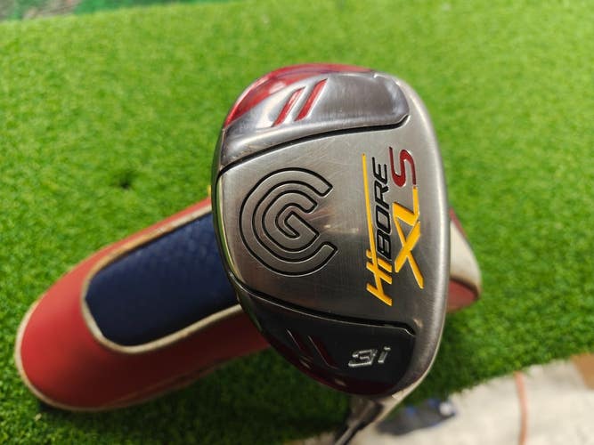 Cleveland Hibore XLS 3 Hybrid 3H Stiff Flex Fit on Red Graphite Headcover