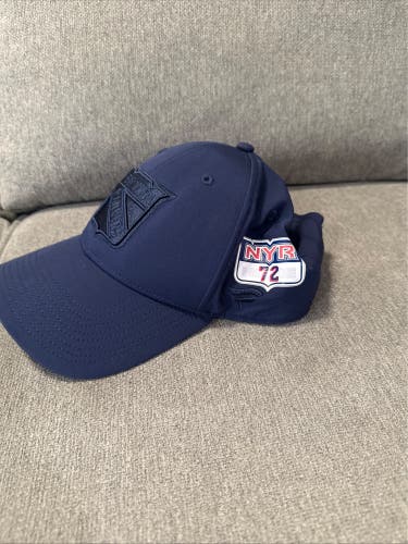 Filip Chytil 72 New York Rangers Fanatics Authentic Pro HAT Player Used Worn