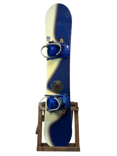 144cm Lamar Electric Snowboard w/ Liquid Bindings