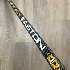 Mint Condition Uncut Easton Z-Bubble Hockey Stick Shaft Green Sr