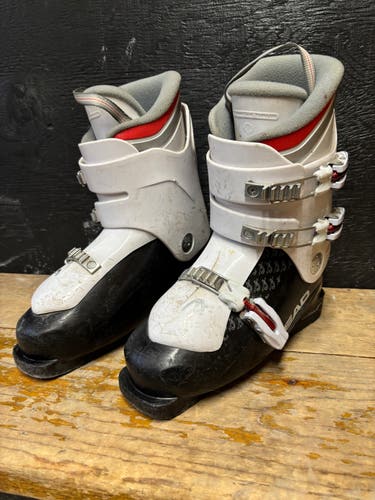 Mondo 25 & 25.5 HEAD Edge J Ski Boots (Used)