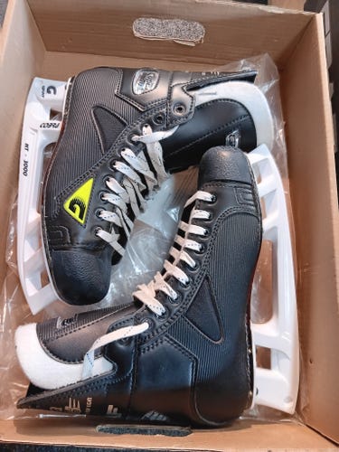 Graf Supra 705 Hockey Skates Regular Width 8 (New)