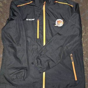 Buffalo State Bengals Hockey CCM Team Issued warm Up Jacket Large