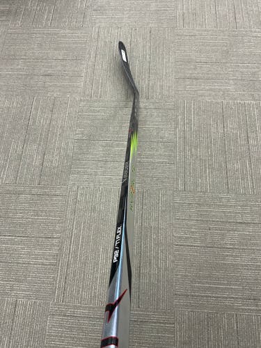Senior Bauer Vapor Hyperlite 2 Left Hand Hockey Stick P92 77 Flex (New)