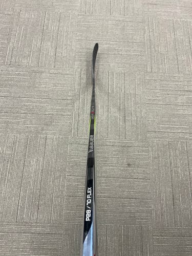Senior Bauer Vapor Hyperlite 2 Left Hand Hockey Stick 70 Flex (New)
