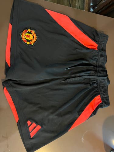Black Medium Boys Adidas Shorts (Used)