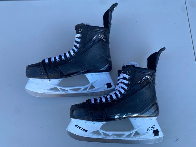CCM JetSpeed FT6 PRO Mens Pro Stock Size 10.5 Hockey Skates MIC 1213
