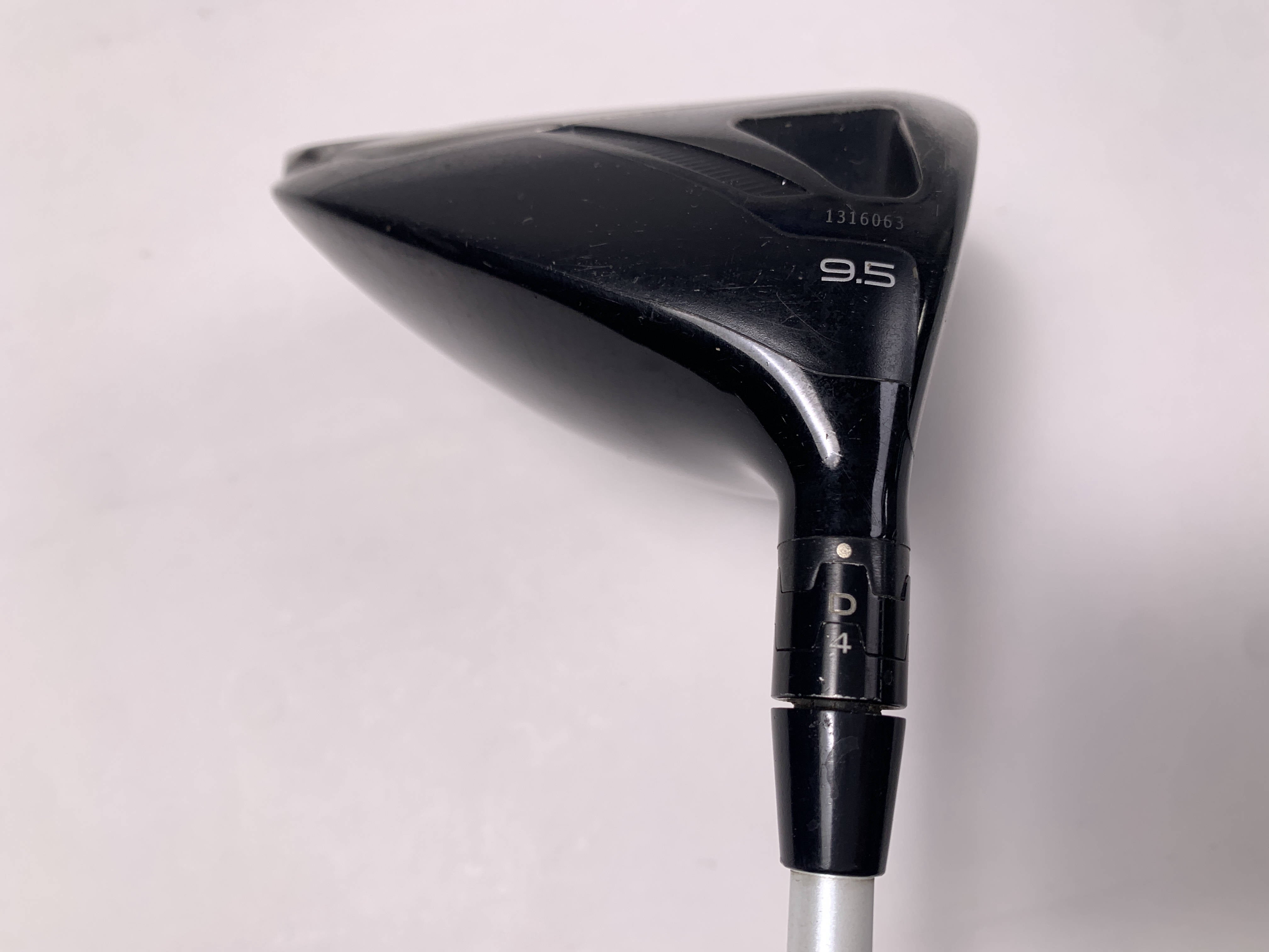 Titleist 917 D2 Driver 9.5* Fujikura Air Speeder 40g Regular