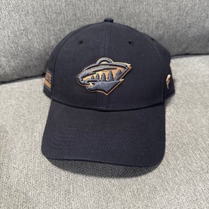 Daemon Hunt 48 TEAM PLAYER ISSUE Minnesota Wild Fanatics Authentic Pro Hat Game Used