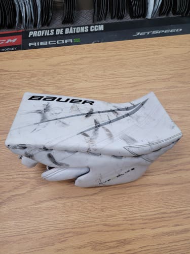 Bauer Vapor Hyperlite 2 Regular Blocker Pro Stock (Used)