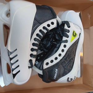 Graf 550 Supra Goaler Hockey Skates Regular Width 7 (New)