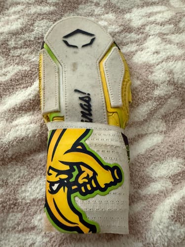 White Senior EvoShield Sliding Mitt (Used)