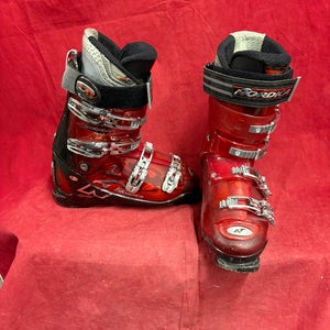 Ski Boots: Mondo 28 & 28.5 Nordica Ski Boots (Used)