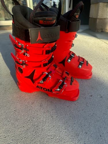 Used Unisex Redster Club Sport 70 Ski Boots
